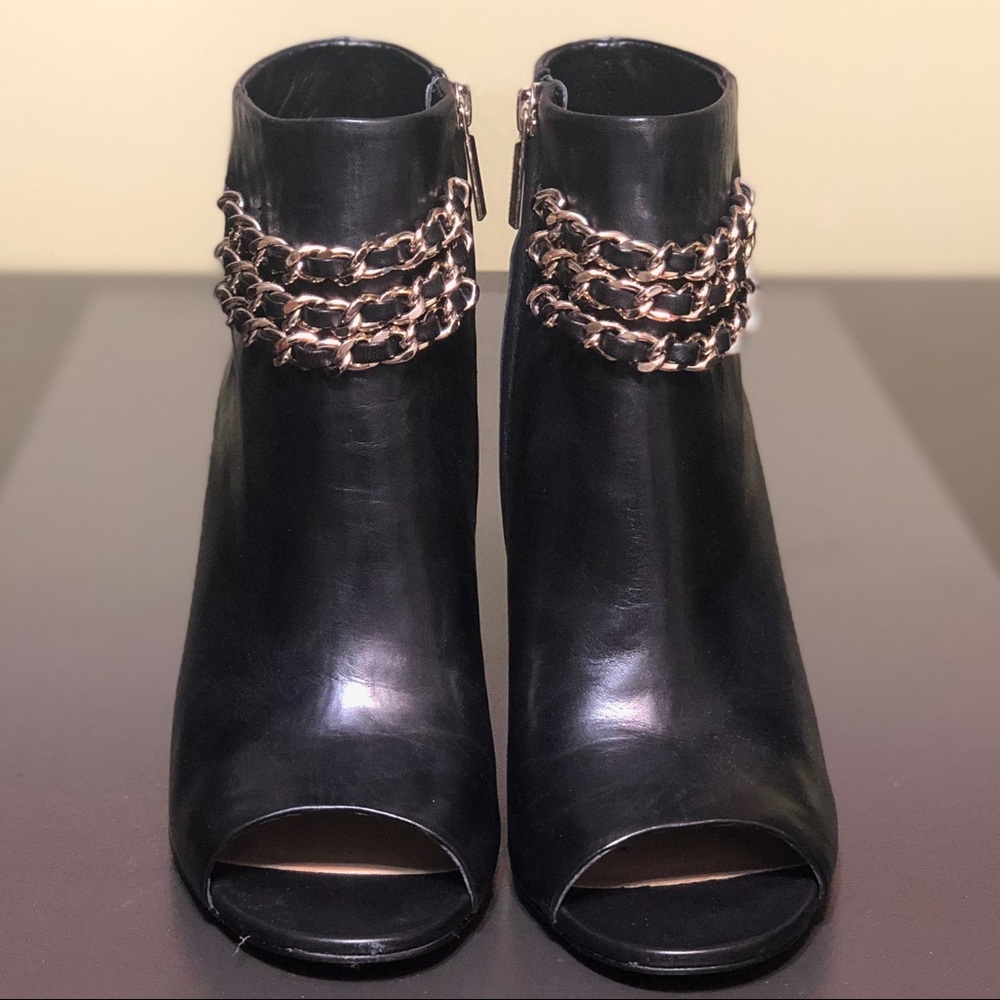 KARL LAGERFELD PEEP-TOE LEATHER BOOTIE